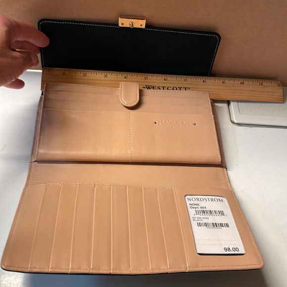 Clutch/wallet - Picture 8 of 16